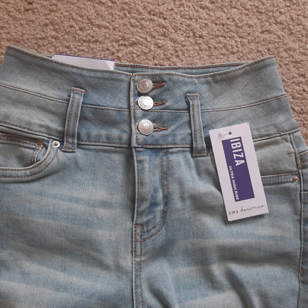 Ibiza Ripped Blue Jeans - Picture 2 of 4
